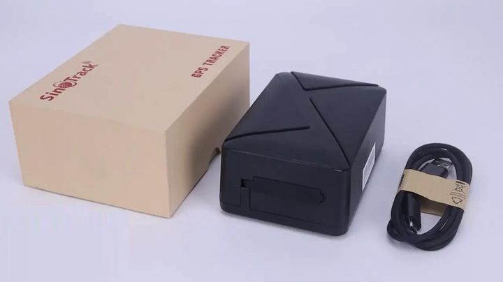 Потужний магнітний GPS-трекер SinoTrack ST-925 водонепроникний 20800 mAh (290 днів) 703852 фото
